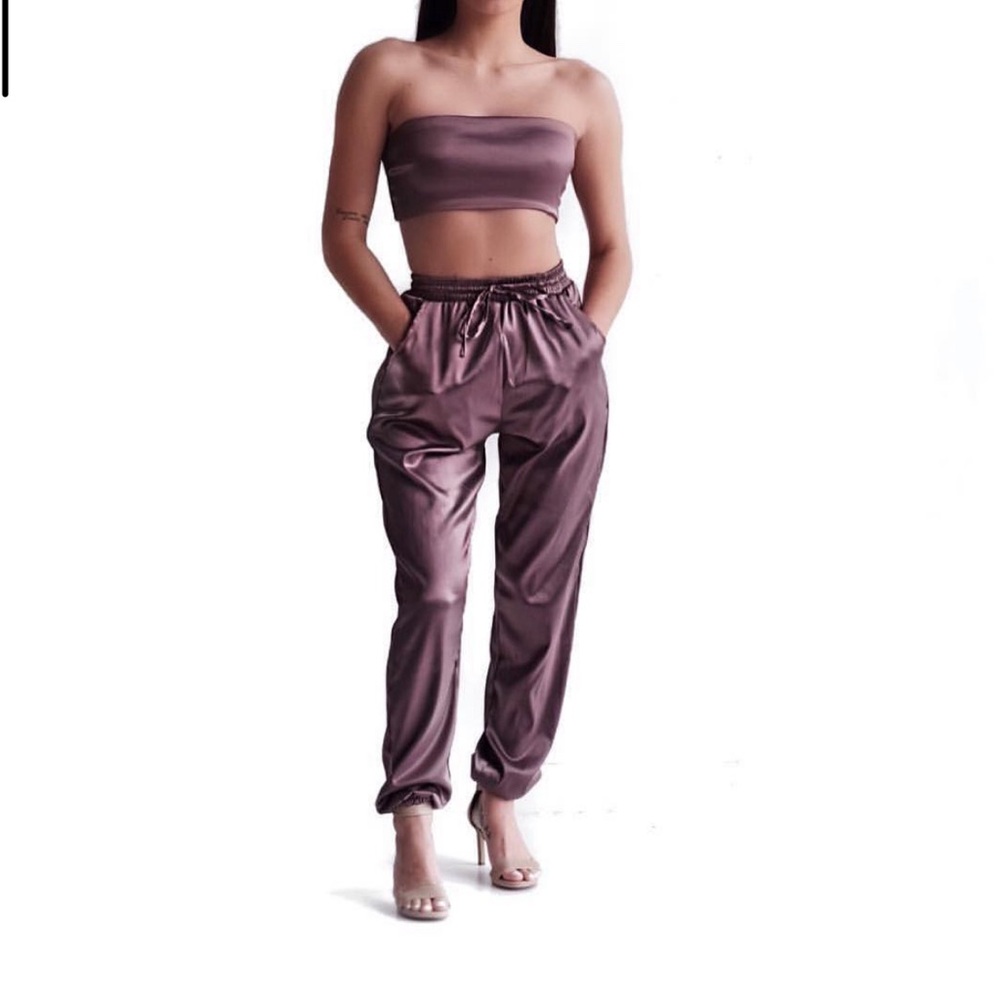 Woman’s pant set
